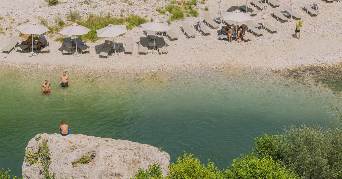 découvrez l'albanie, un pays aux paysages époustouflants, à l'histoire riche et à la culture vibrante. explorez ses plages idylliques, ses montagnes majestueuses et son patrimoine unique, tout en savourant une cuisine délicieuse et un accueil chaleureux.