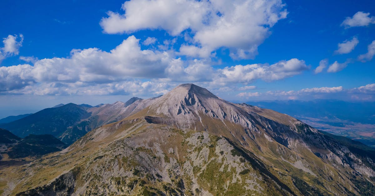 découvrez blagoevgrad, une ville charmante de bulgarie, riche en culture et histoire. explorez ses paysages pittoresques, ses monuments historiques et profitez des nombreuses activités de loisirs. idéale pour une escapade mémorable en plein cœur des balkans.