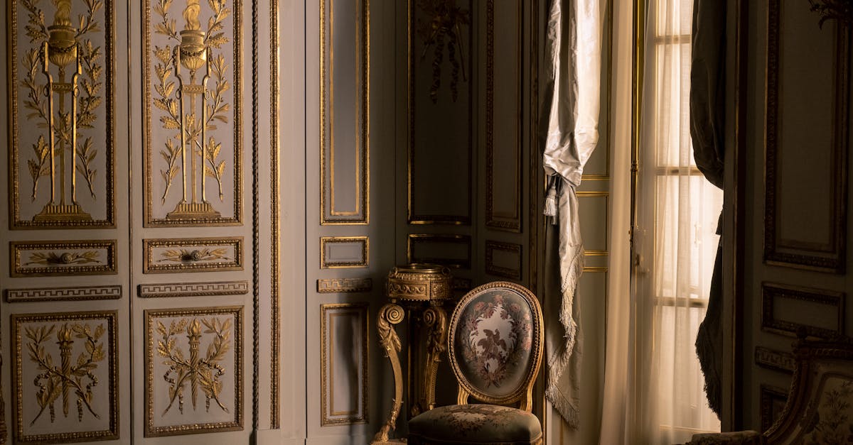 découvrez l'élégance et l'histoire des châteaux, emblèmes du patrimoine français, où chaque pierre raconte une légende et chaque salle évoque un passé glorieux. plongez dans cet univers de grandeur et de romantisme.