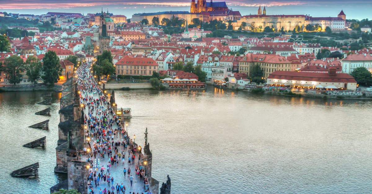 découvrez la république tchèque, un pays riche en histoire, culture et paysages magnifiques. explorez prague, ses châteaux enchanteurs, sa délicieuse cuisine et ses traditions uniques. un voyage inoubliable vous attend au cœur de l'europe.