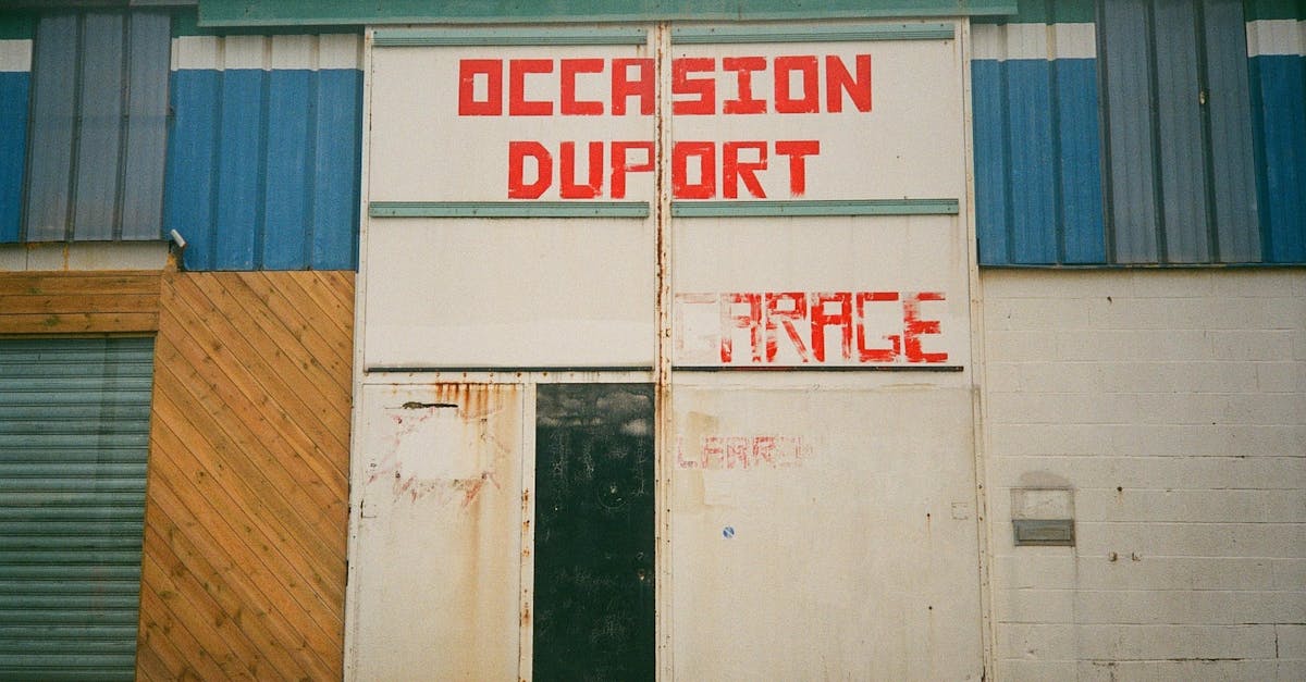 découvrez l'épopée dramatique de dunkerque, un film captivant qui retrace l'évacuation héroïque des soldats alliés pendant la seconde guerre mondiale, combinant action intense et émotions puissantes.