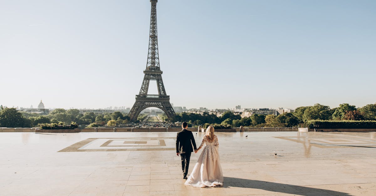 découvrez la richesse culturelle, historique et naturelle de la france, un pays emblématique d'europe. explorez ses paysages variés, sa gastronomie délicieuse et ses monuments iconiques, tout en plongeant dans l'art de vivre à la française.