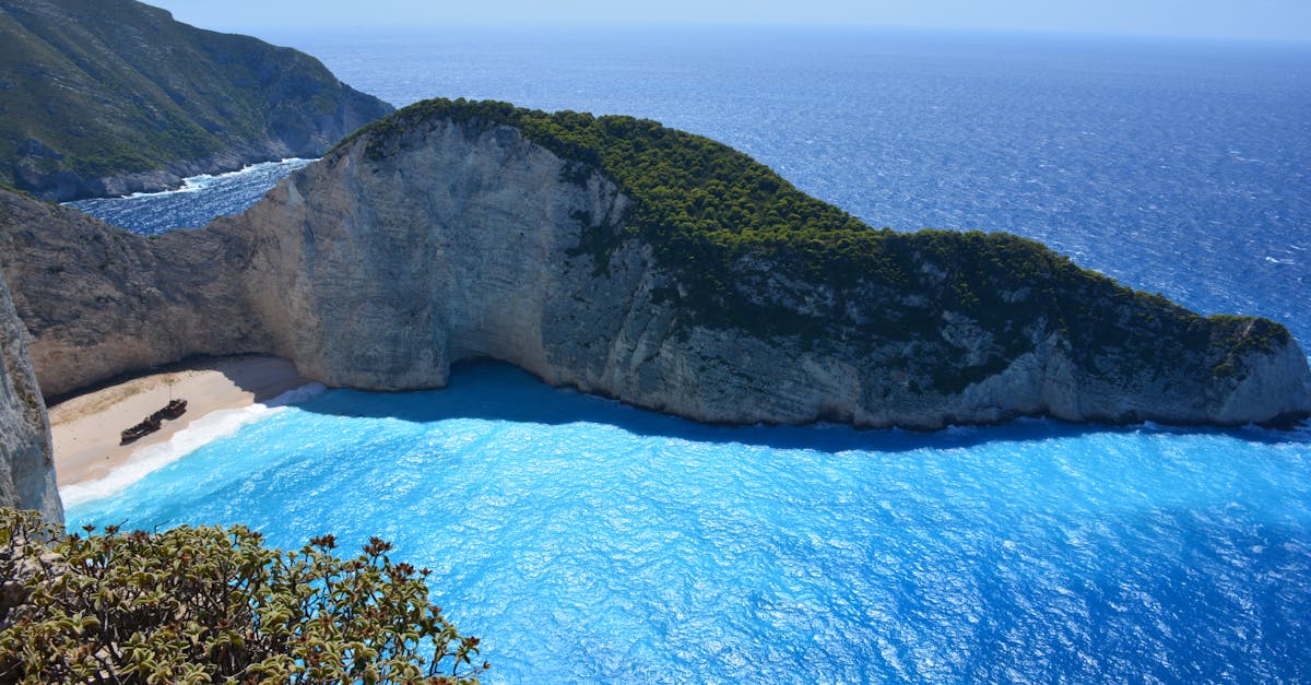 découvrez les îles ioniennes, un paradis méditerranéen aux paysages spectaculaires, plages de sable fin et eaux cristallines. parfait pour les amateurs de nature, d'histoire et de détente.