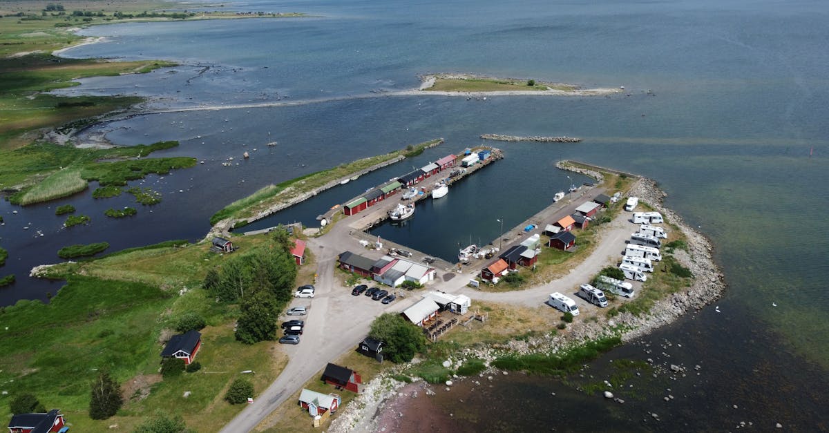 découvrez kalmar, une destination incontournable alliant nature, culture et histoire. explorez ses paysages pittoresques, ses attractions touristiques et sa richesse en patrimoine. idéal pour des vacances inoubliables!