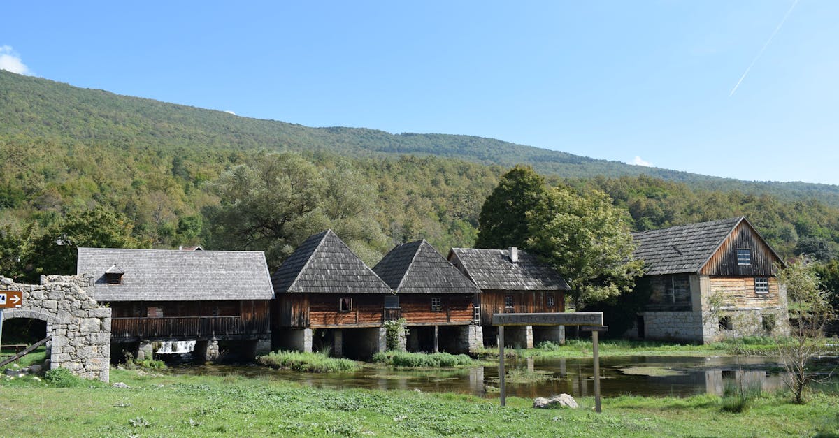 découvrez lika-senj, une charmante ville de croatie alliant histoire, nature et culture. explorez ses paysages côtiers époustouflants, ses sites historiques fascinants et plongez dans l'hospitalité locale. une destination incontournable pour les amateurs de voyages authentiques.