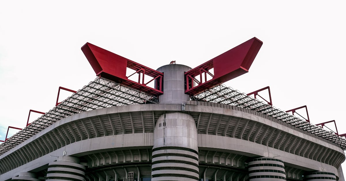 explorez la lombardie, une région captivante du nord de l'italie, connue pour ses magnifiques lacs, ses montagnes majestueuses et ses villes historiques comme milan. découvrez la richesse culturelle, la gastronomie délicieuse et les paysages époustouflants qui font de la lombardie une destination incontournable.