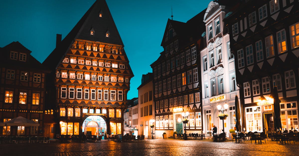 découvrez la basse-saxe, région fascinante du nord de l'allemagne, riche en histoire, culture vibrante, et paysages pittoresques. explorez ses villes historiques, ses châteaux majestueux et ses magnifiques parcs naturels.