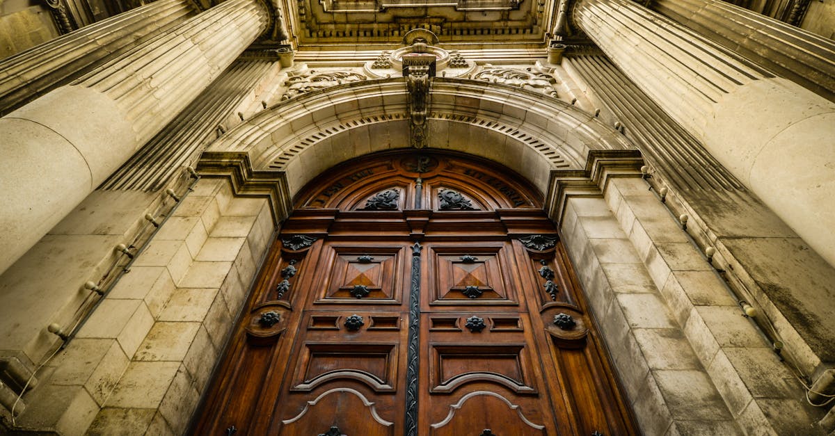 découvrez malte, un joyau méditerranéen alliant histoire fascinante, paysages époustouflants et culture vibrante. explorez ses temples préhistoriques, ses charmants villages de pêcheurs et ses fascinantes côtes. partez à l'aventure dans ce paradis ensoleillé entre mer et patrimoine.