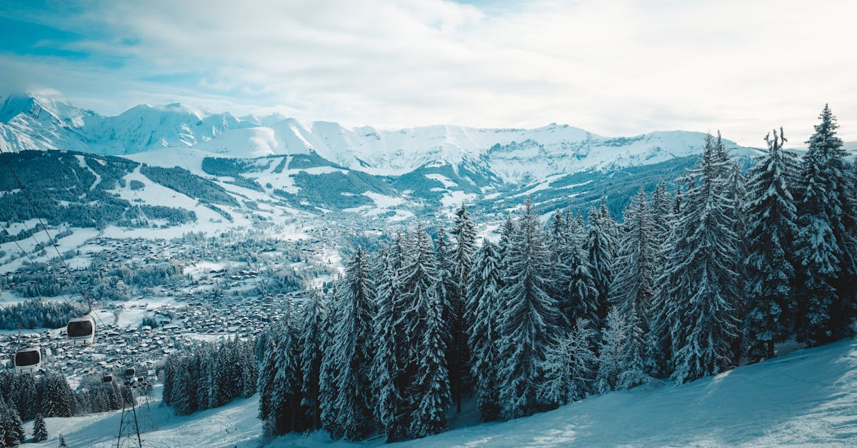 découvrez megève, une station de ski emblématique des alpes françaises, alliant charme authentique, paysages à couper le souffle et activités variées. que vous soyez passionné de ski, de randonnée ou de détente, megève vous promet une expérience inoubliable au cœur des montagnes.