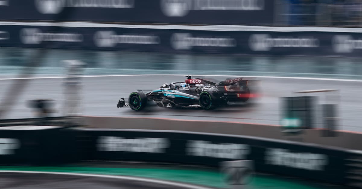 découvrez monaco, la perle de la méditerranée, célèbre pour son glamour, ses casinos légendaires, ses événements prestigieux et son port de milliardaires. plongez dans l'élégance de cette principauté unique où luxe et culture se rencontrent.