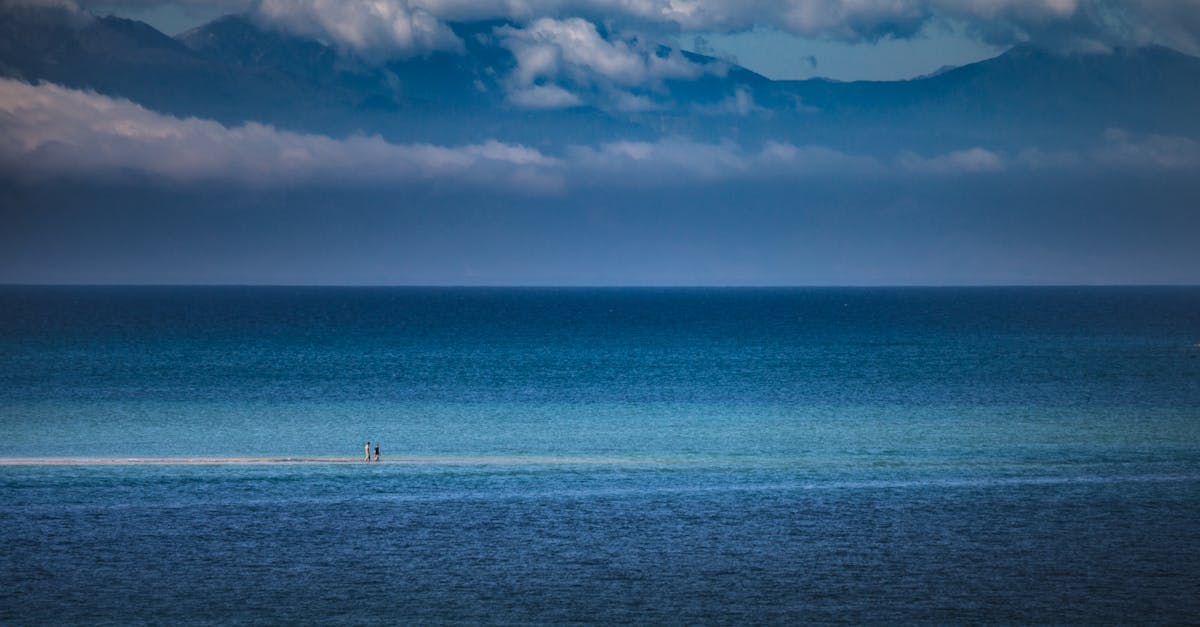 découvrez les îles du pacifique, un ensemble de destinations idylliques offrant des plages de sable blanc, des paysages à couper le souffle, et une culture riche. explorez la biodiversité unique et profitez d'activités aquatiques inoubliables au cœur de l'océan pacifique.