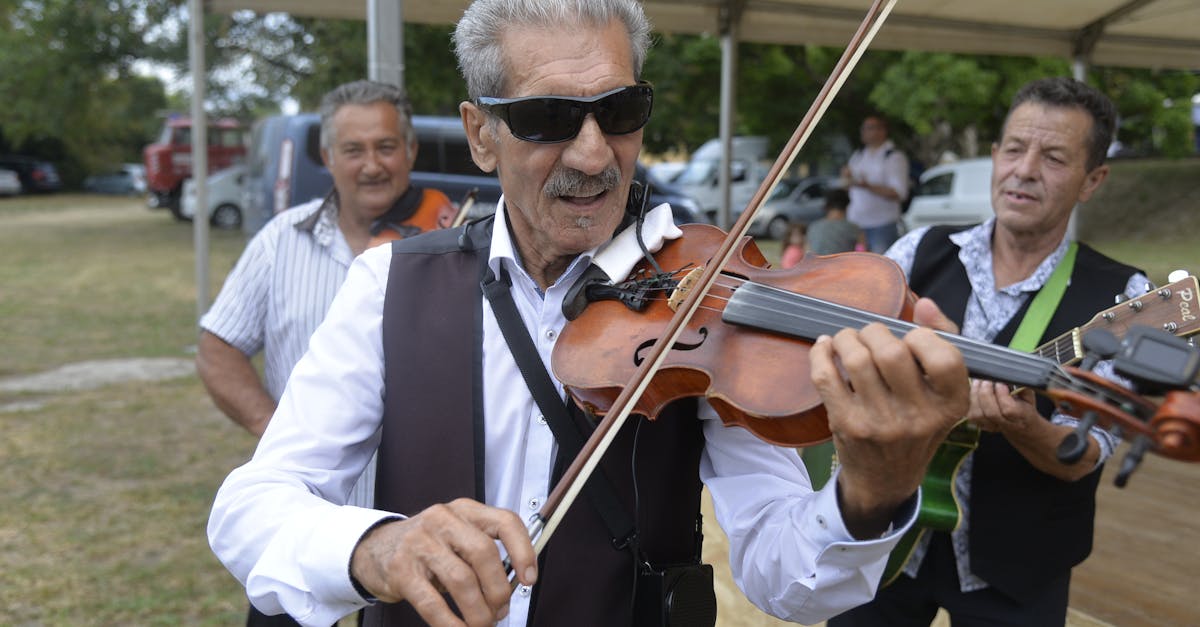 découvrez szabolcs-szatmár-bereg, une région riche en culture et en histoire, située dans le nord-est de la hongrie. explorez ses paysages pittoresques, ses traditions artisanales et savourez la gastronomie locale unique qui vous plongera au cœur de l'authenticité hongroise.