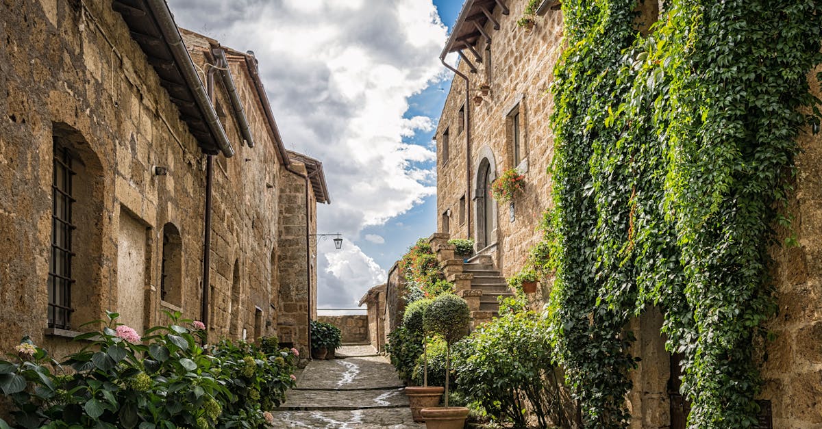 découvrez la beauté envoûtante de la toscane, avec ses paysages pittoresques, ses collines ondulantes, ses villages médiévaux et sa délicieuse cuisine. plongez dans l'art et l'histoire de cette région italienne emblématique, idéale pour des vacances inoubliables.