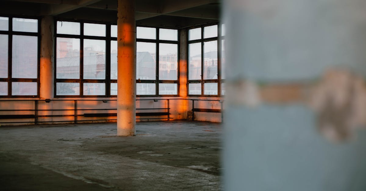 découvrez zlín, une ville charmante de république tchèque, célèbre pour son architecture moderniste, ses espaces verts et son ambiance unique. explorez ses attraits culturels, ses boutiques artisanales et profitez des panoramas pittoresques.