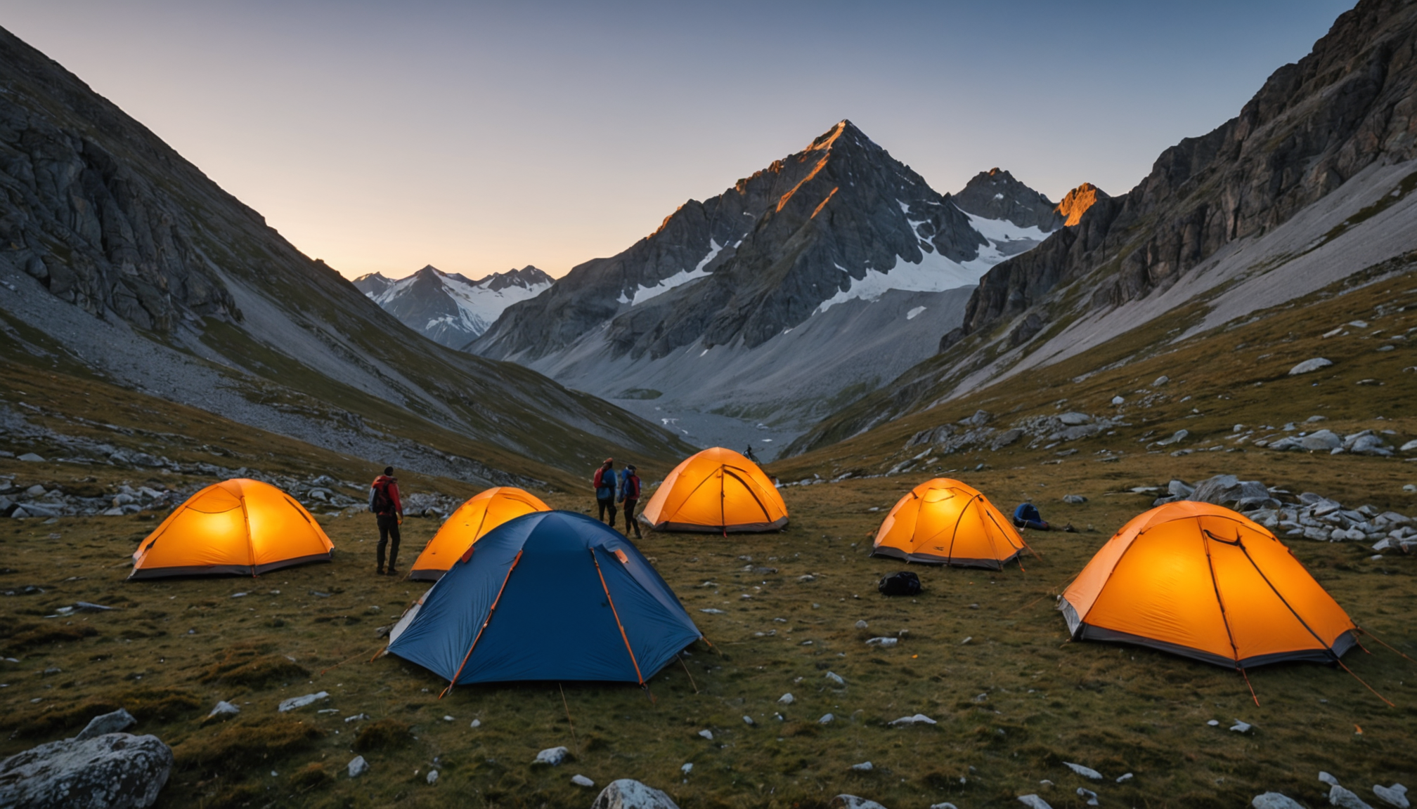 découvrez notre guide complet pour bivouaquer en montagne en toute sécurité : conseils essentiels, équipements indispensables et meilleures pratiques pour une aventure sereine en pleine nature.